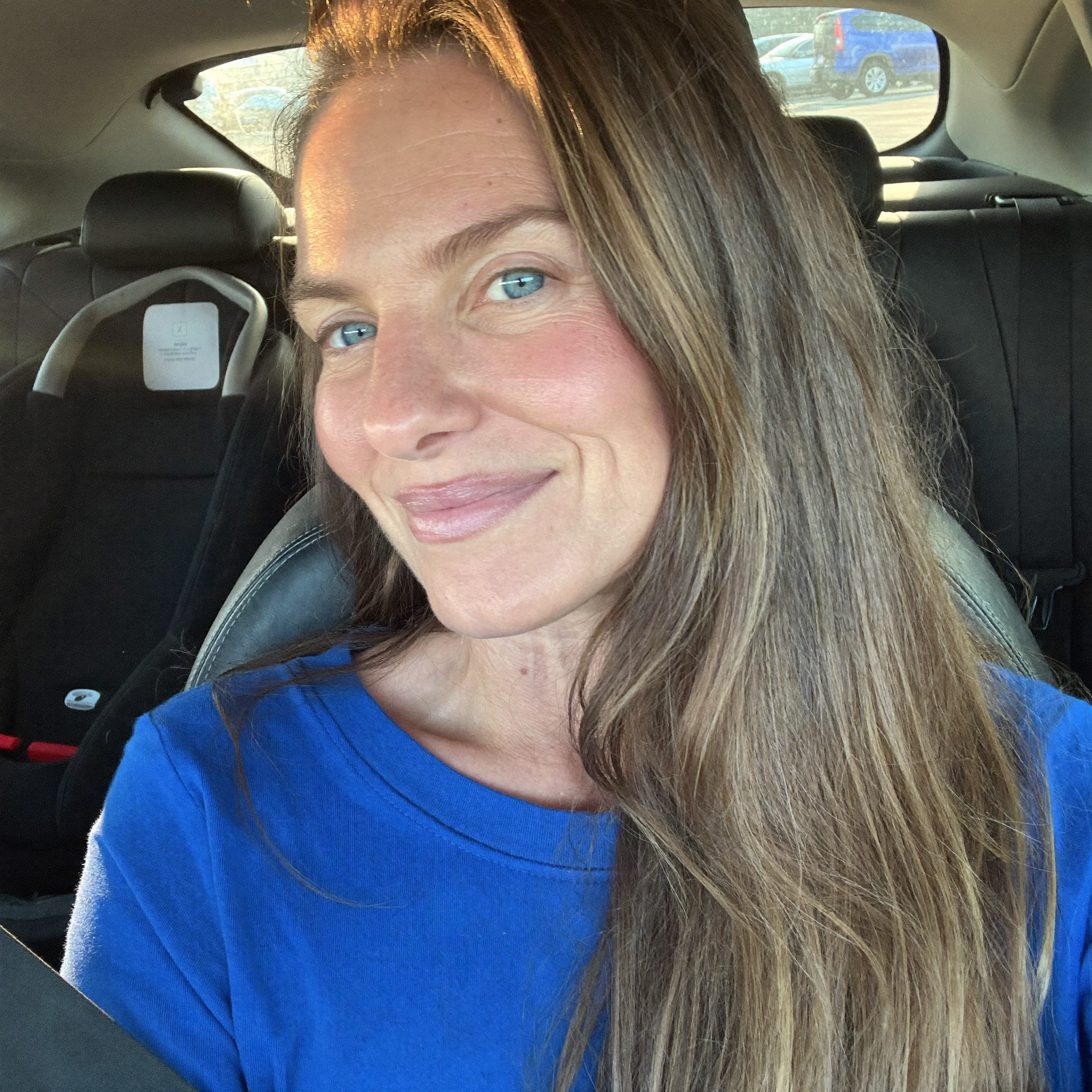 Amanda R.